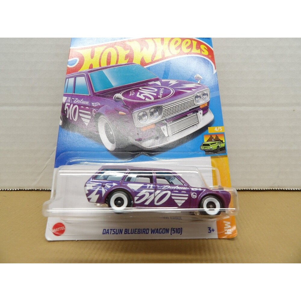 Hot Wheels Datsun Bluebird Wagon (510) '71 Purple HW Wagons Diecast Car